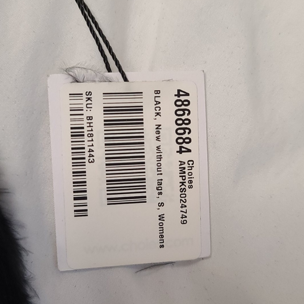 Beautiful feather skirt - Picture 4 of 4